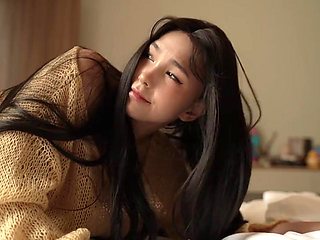 Long Haired Teen Cumshot
