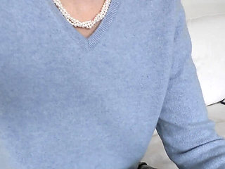 German MILF Lady Victoria Valente - Taboo JOI & Cum on Sweater Fetish - StepMom Role Play