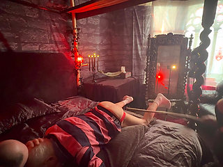 Part 1:- Lanista Bear and Domina Satana Puts Tawseman through his paces!