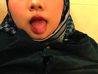AJSXX99 - My beautiful Malaysian girl in a hijab is waiting for you to cum in the chat.