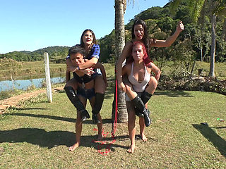 4 Girls