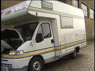 Sex in car with blonde cougar who likes facial end