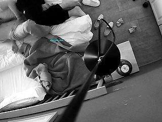 Voyeur amateur mature couple fucking