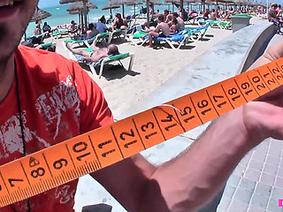 Big ass slut from the street gets her pussy fucked in a doggy style