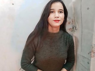 Step sister ko kapde utar kar jabar dasti chod diya