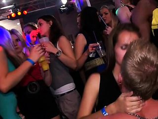 Amateurs Filming Group Sex