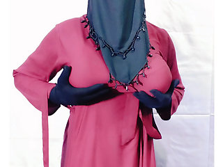 Indian beautiful woman's thirsty pussy