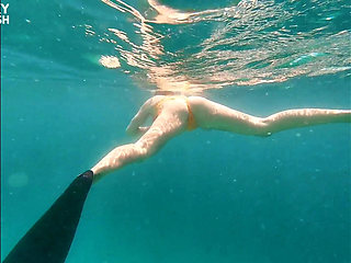 Snorkel Slut in Paradise - Underwater Flash & Naughty Tease