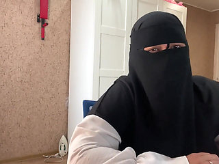 Big Boobs Arab MILF Sitting on Web Chat