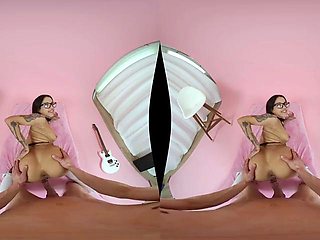 Nina Guitar