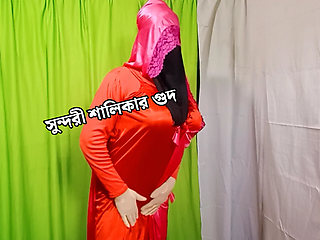 Newly married beautiful woman Riya