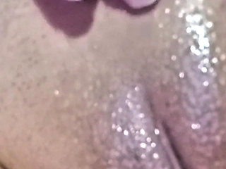 Do you like Colombian and big tits