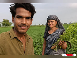 Village Bhabhi Beautiful Field Scene Hot Romantic Video By -Snapchat143