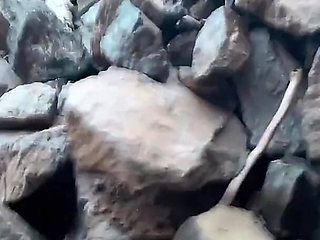 Pee on the Moutain so Fun