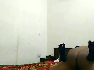 Girlfriend Put Her Naked Body on the Bed to Fuck Her Boyfriend