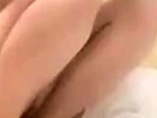 Amateur teen cumshot