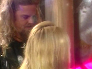 Gallery OSin - Sultry Tease & Reveal