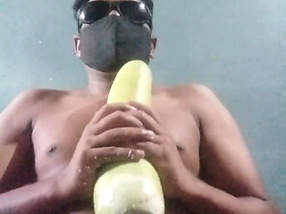 Desi boy fuck with bottleguard