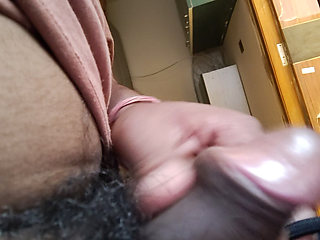 Ghar mein kam kar raha tha jabki bhabhi Ne kis kar liya