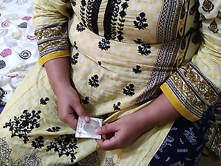 Fucked with a Condom After Signing the Marriage Papers of the Desi 19 Year Old Ex-girlfriend