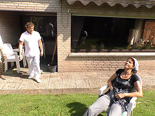 Doctor gets pleasured from her mature woman