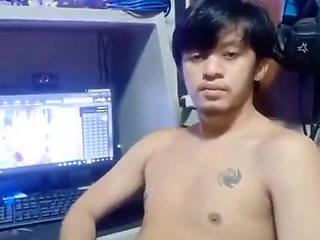 Asia Twink Get His Own Cum