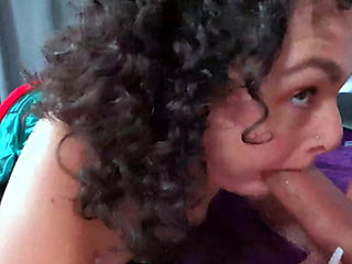 Curvy Mature Betty Buttplug Is Enjoying That Big Shaft Bareback!