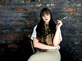 Vivienne L'amour - Smoking Fettish
