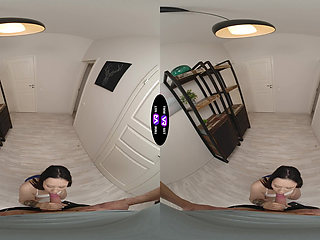 Rihanna Black Drops Her Towel For The Neighbor's Morning Surprise - TeenMegaWorld