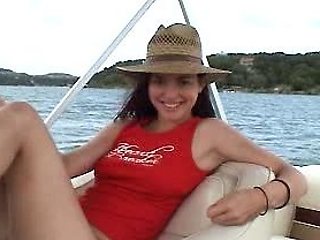 Amateur teen outdoor blowjob