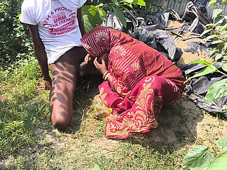 Indian hot wife ki jungle mein chudai ki fouking big Ass