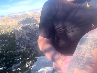 Zoey Portland fucks outdoor