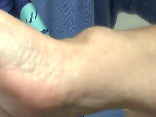 Dark Mysterious Fingernails, Lady Victoria Valente