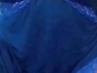 I AM SINGLE NOW, NEED NEW BF - SONIYA QUEEN