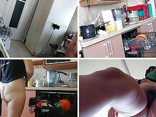 The sexy prepares breakfast naked