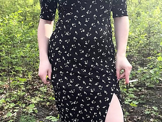 Hot Indian BBW masturbates in public park during risky video call - Smoking fetish & upskirt action