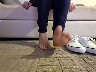 Linsey Dawn solo foot fetish