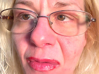 Step mommy Blowjob, titjob and bra fetish for Lucio