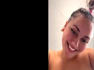 Bianca Data bare yoga (Sophie Carina)