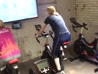 Working Out at the Gym... Cardio Before Weights and Yes I Train 5 Times a Week 2 Hours Each Session