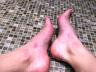 Maitresse Madelines solo foot fetish POV