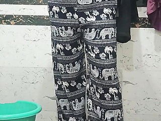 Priya Bhabi Big Ass Sexy Body Video Shoot