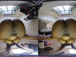 Gorgeous black MILF unbelievable porn clip