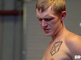 Hooker Alley - Masturbation Hook Up