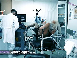 Free Full Video - Fake Gynecologist Fucks This 19-year-old Blonde in Her Clin...