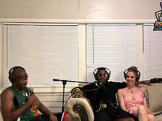 The Fox and the Hounds - Foxi Vixen Joins Mrflourish and Guys for Some Wild Adult Talk Podcast