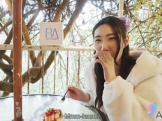 POV Date with Dominant Goddess Li Er