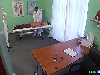 Fake Hospital - Doctor Delivers a Unique Therapy Cure Before a Tight Creampie Climax