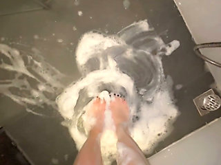 Shower Feet