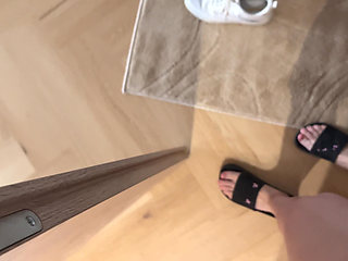 Walking in Flip-flops and Barefoot in the Apartment